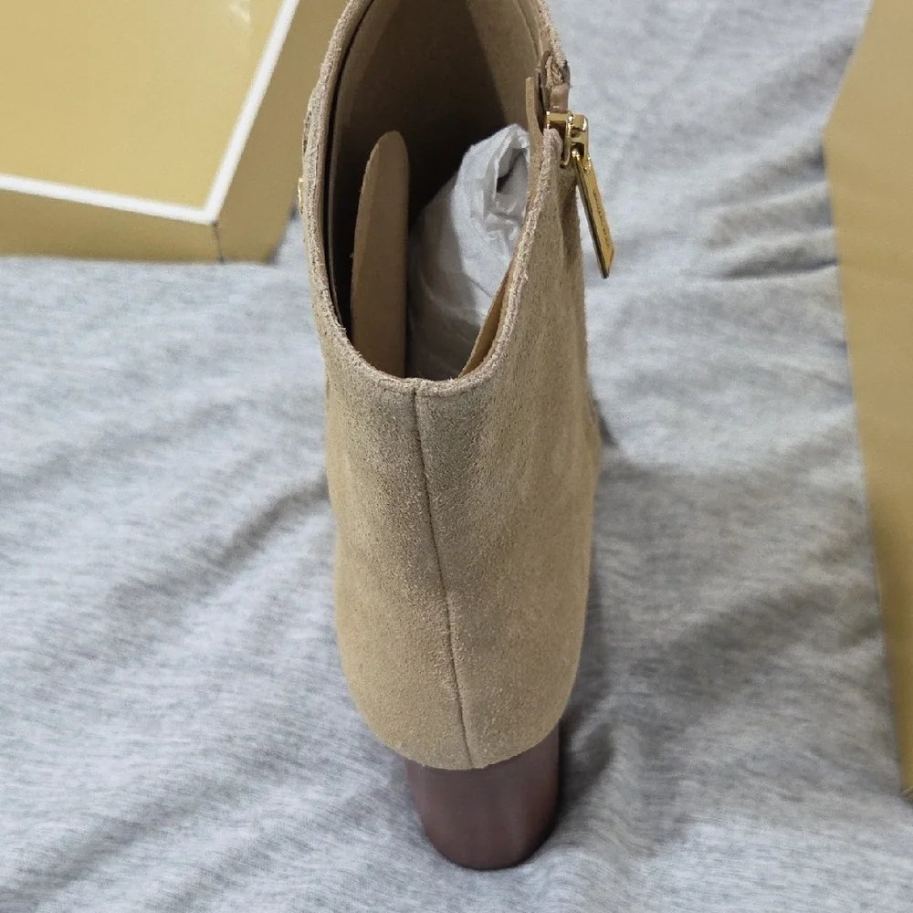 Michael Kors Camel Hazel Flex Ankle Booties - Picture 6 of 6